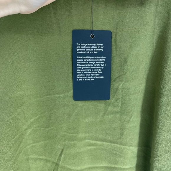 Chaser Olive Green Silk Short Sleeve Top w/Ribbed Collar Size SM - A88 - Picture 4 of 5